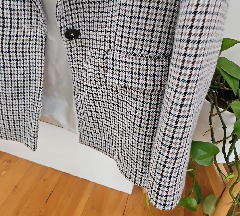 Zara Black and White Checkered Blazer - Picture 3 of 4
